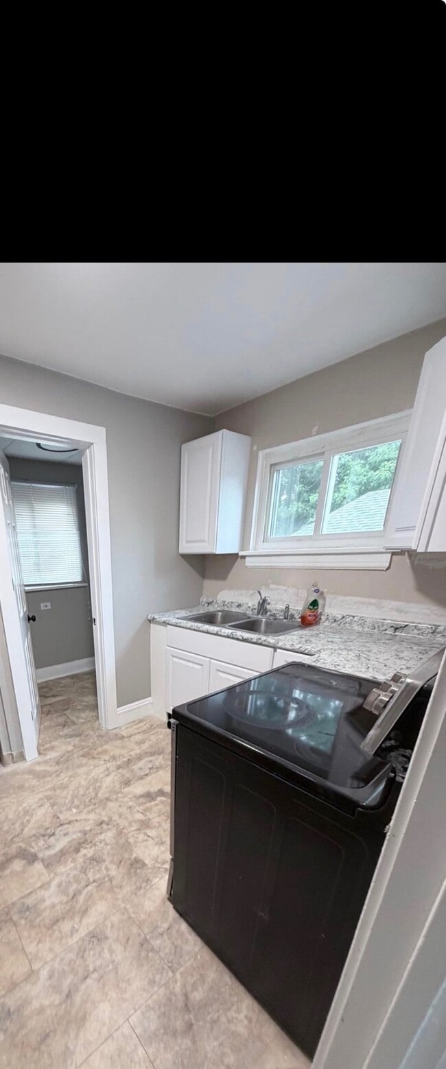 Photo - 1376 Diagonal Rd
