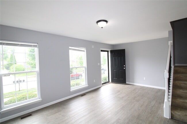 Photo - 440 Wild Oak Dr