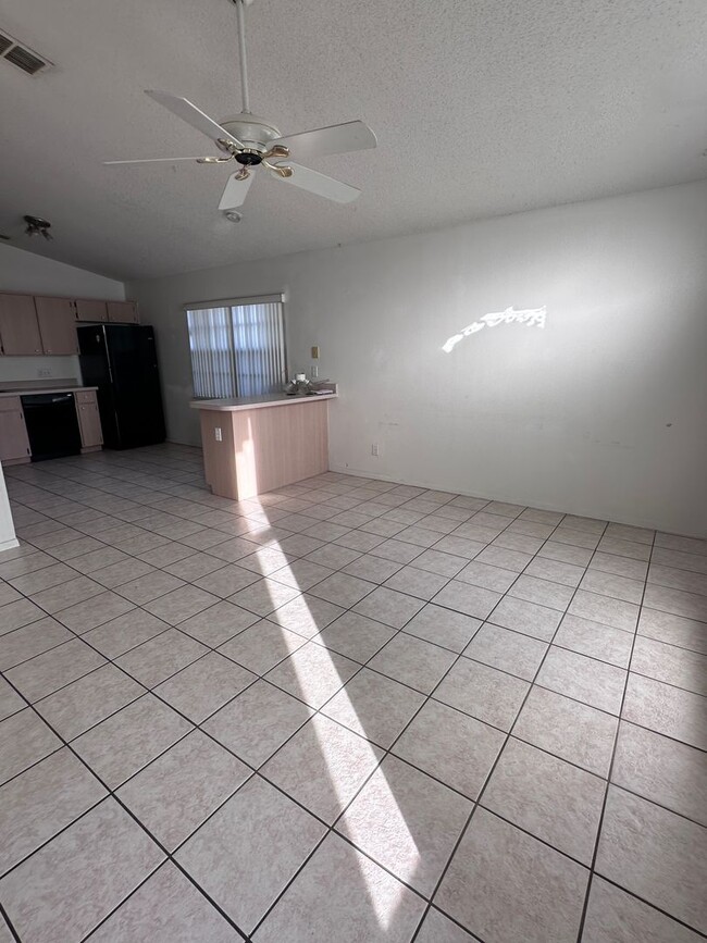 Photo - Nice 3 bedroom, 2 bath single family home