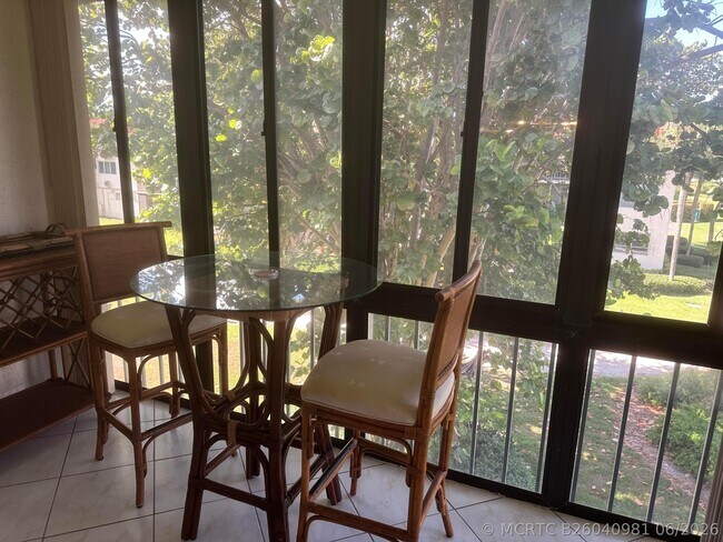 8960 S Hollybrook Blvd Unit 301