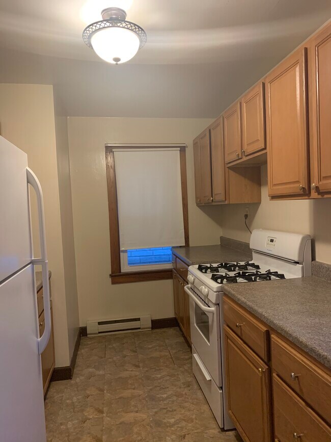 Photo - 224 Broad St Unit 3