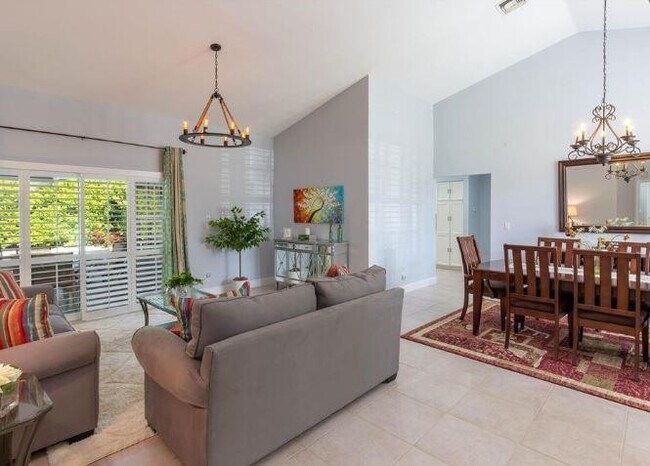 Photo - 1349 Brampton Cove