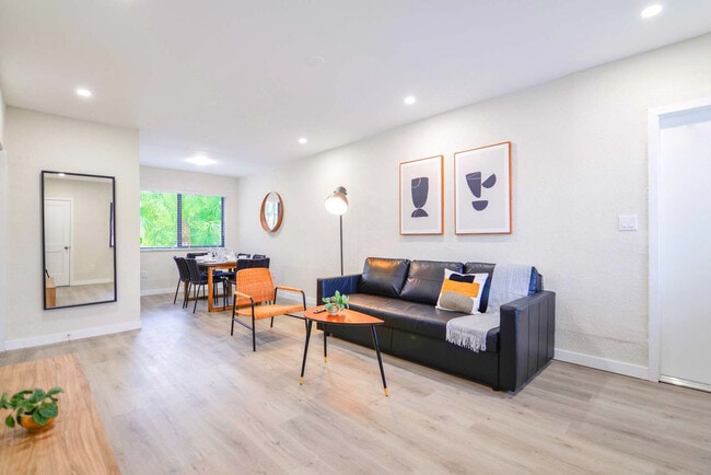 Photo - 700 SW 11th Ave Unit FL2-ID1022487P