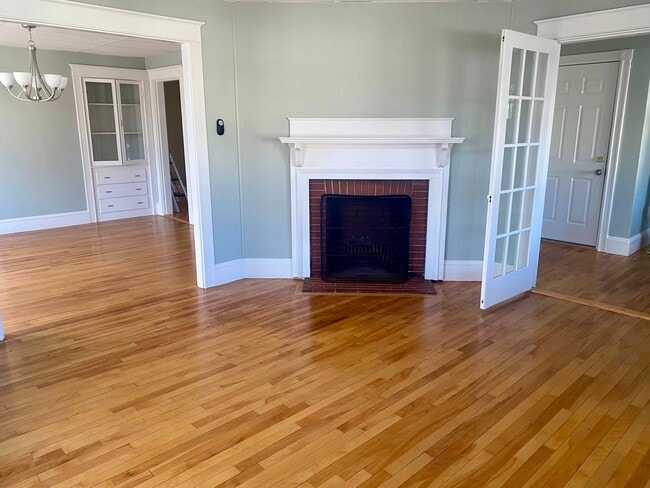 Building Photo - 58-60 Noyes St. Unit 60 Noyes St