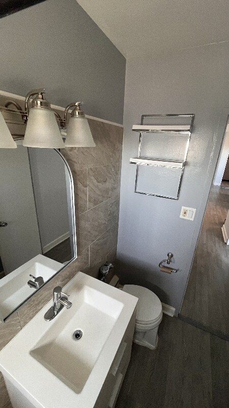 Photo - 4950 N Marine Dr Unit 903