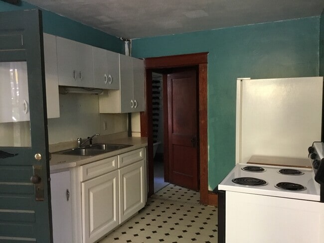 Photo - 5 River St Unit B