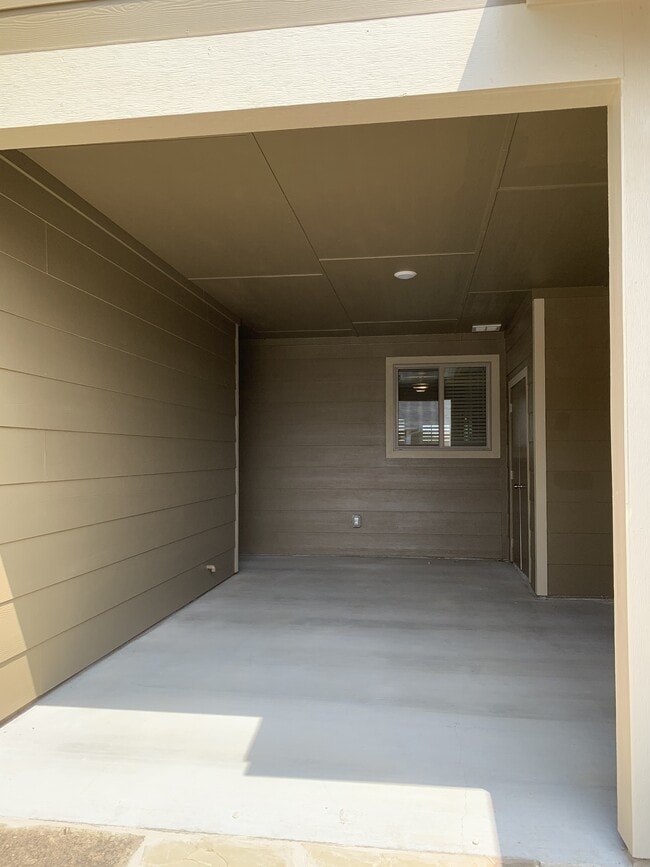 Photo - 7607 Stonehollow