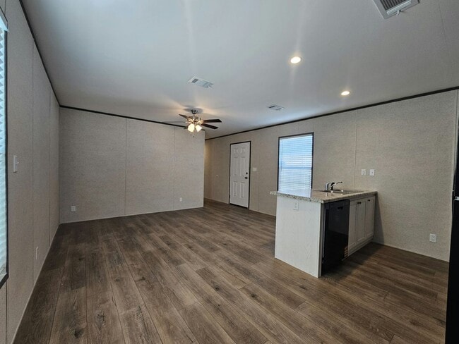 Photo - 1022 Myakka Dr