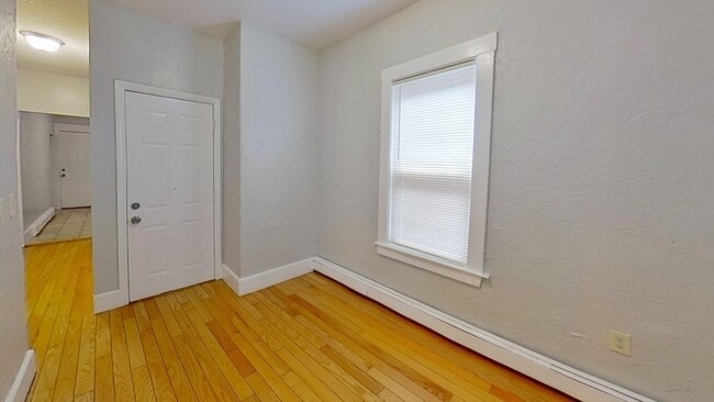 Photo - 192 Adams St Unit 3