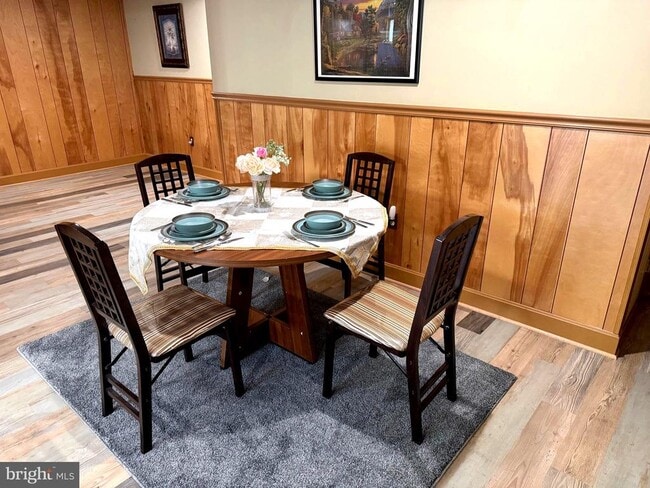 Photo - 7428 Mason Ln