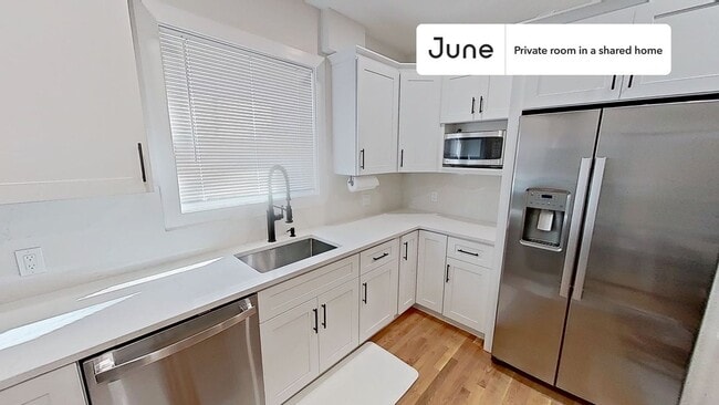 Photo - Room in Shared 5 bed/2 bath home Unit B