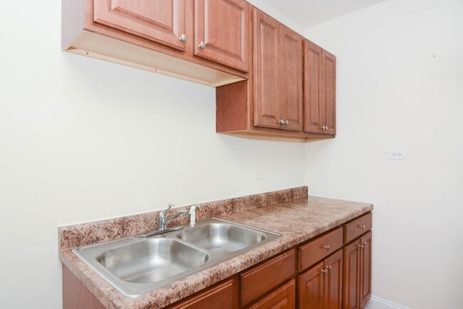 Photo - 2600 N Kimball Ave Unidad 803