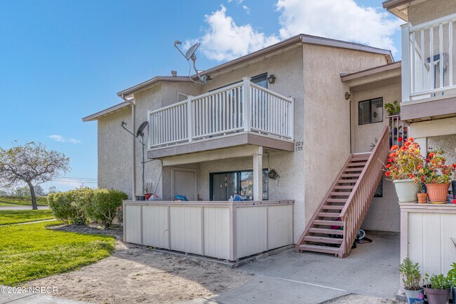 Photo - 3420 Santa Maria Way