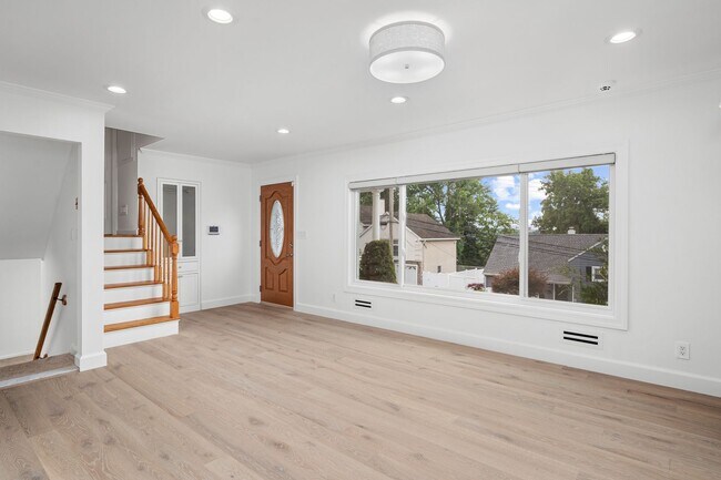 Photo - Spacious 3 Bed, 3 Bath