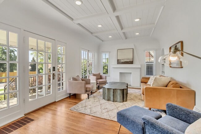 Photo - Elegant Yale Crest Bungalow in the Heart o...