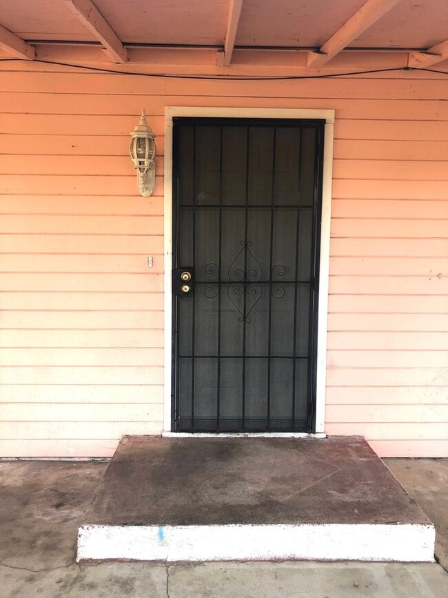 Photo - Charming home in center of town