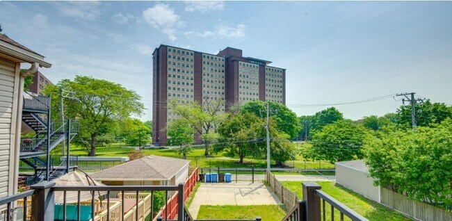 Photo - 4241 S Langley Ave