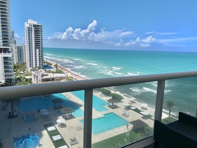 Building Photo - 1830 S Ocean Dr Unit 1610