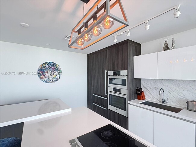 Photo - 851 NE 1st Ave Unit 3210