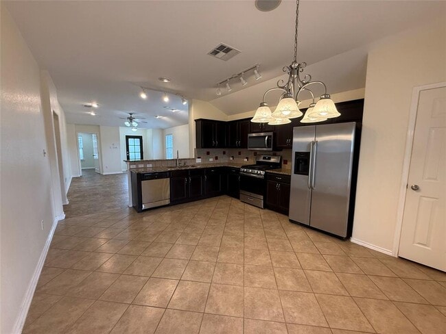 Photo - 111 Devonshire Dr