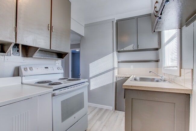 Eastgate Apartments