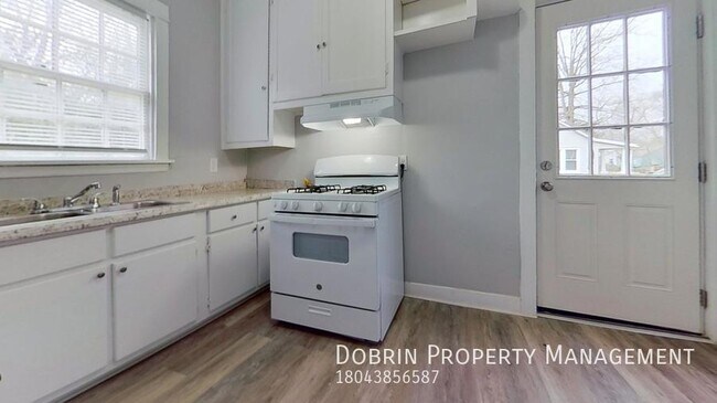 Photo - 2414 Lancelot Ave