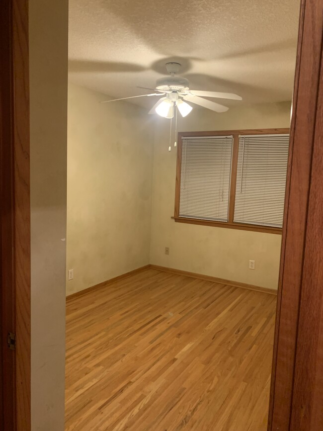 Building Photo - 4640 Barbara Ave Rental