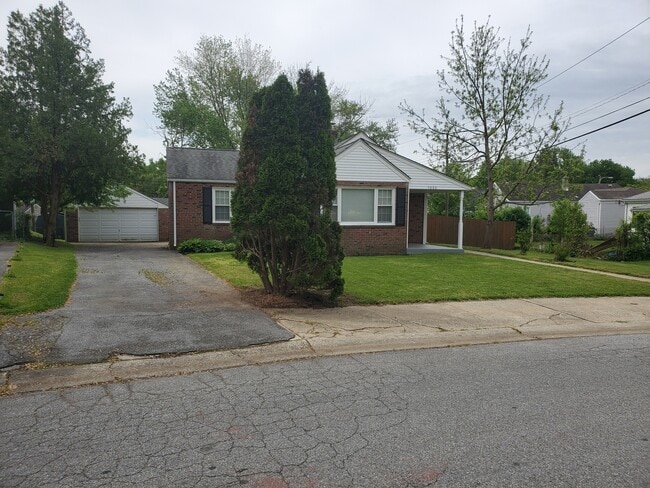 1222 Field Rd