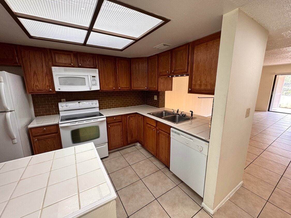 Photo - 4989 Puritan Cir (Tampa, FL)