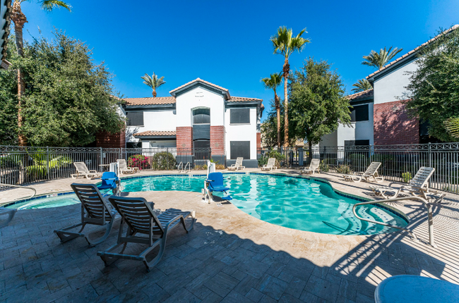 Building Photo - 5858 W Chandler Blvd Rental