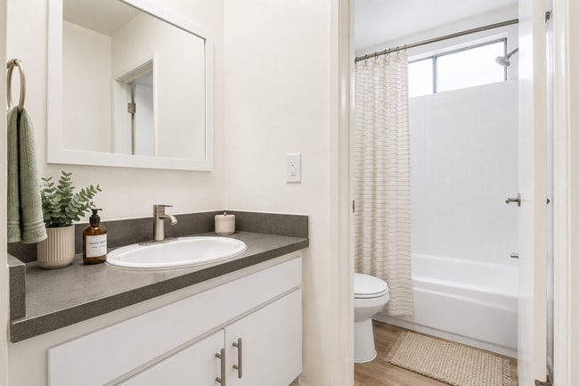 Photo - Terraces at Tarzana | 5931 Reseda Blvd