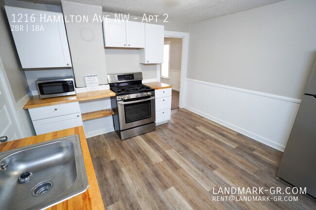 Photo - 1216 Hamilton Ave NW Unit Apt 2