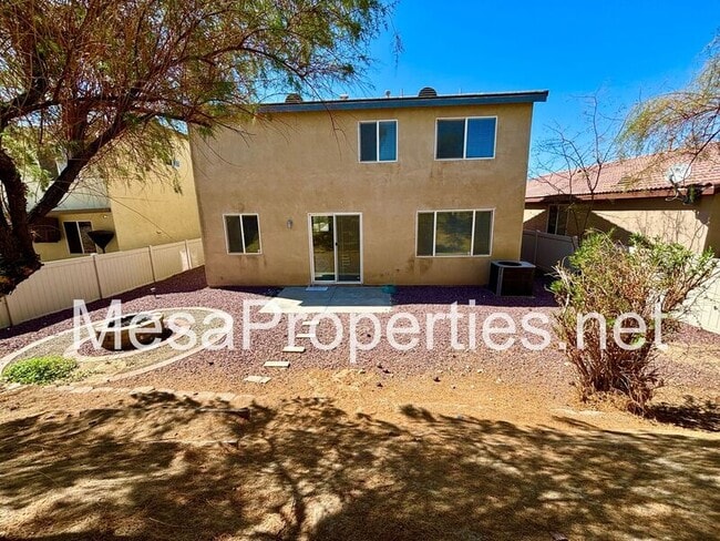 Building Photo - 16677 Desert Lily St Rental