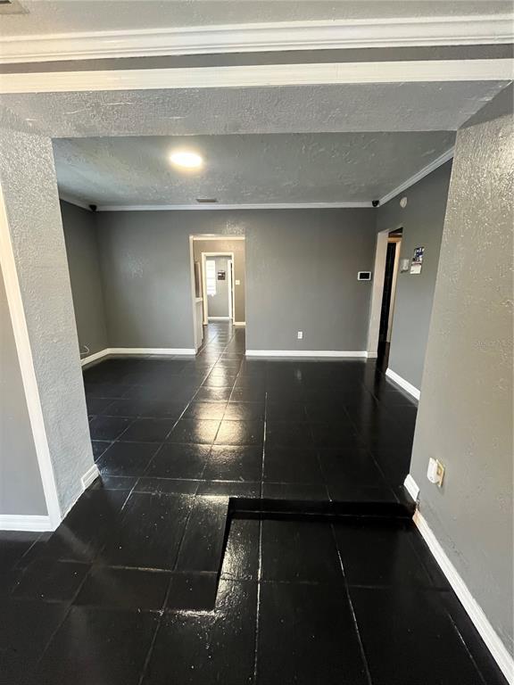 Photo - 918 W 11th St