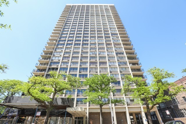 Photo - 88 W Schiller St Condo Unit 703
