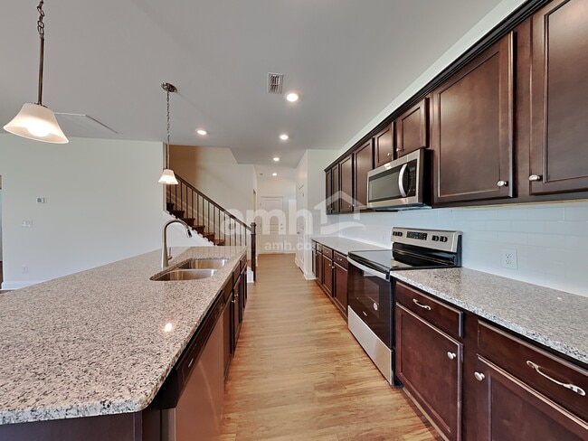 Photo - 109 Twin River Dr