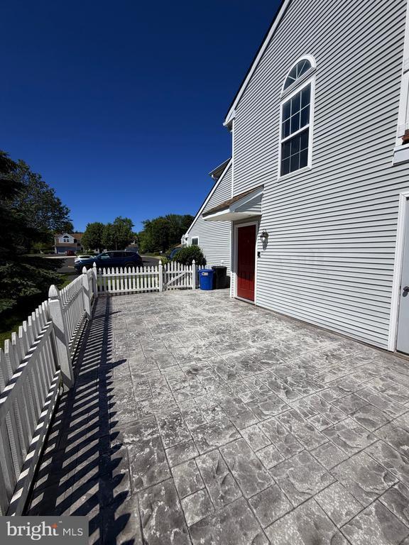 Building Photo - 543 Cedar Hollow Dr