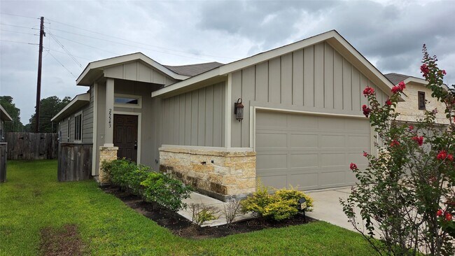 Photo - 25543 Starling Ln