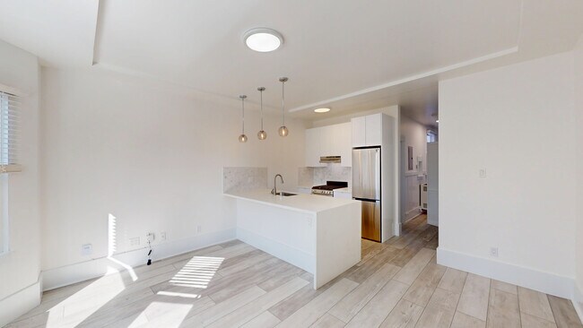Building Photo - 3638 19th St Unit 3642A