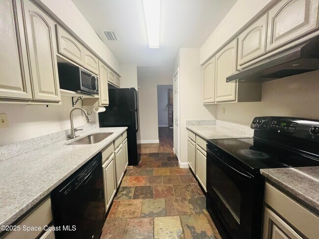 Photo - 4719 Chicago St