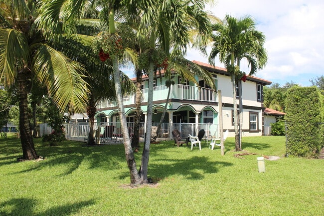 Photo - 13847 Geranium Pl