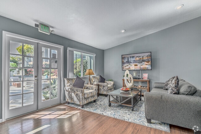 Leasing Office Lobby
