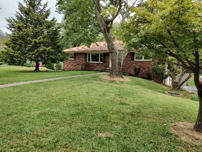 Photo - 17 Wisteria Dr