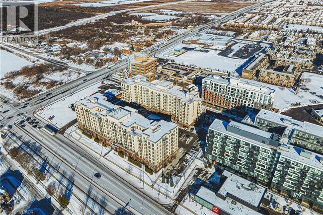 Photo - 2486 Old Bronte Rd Unité 706