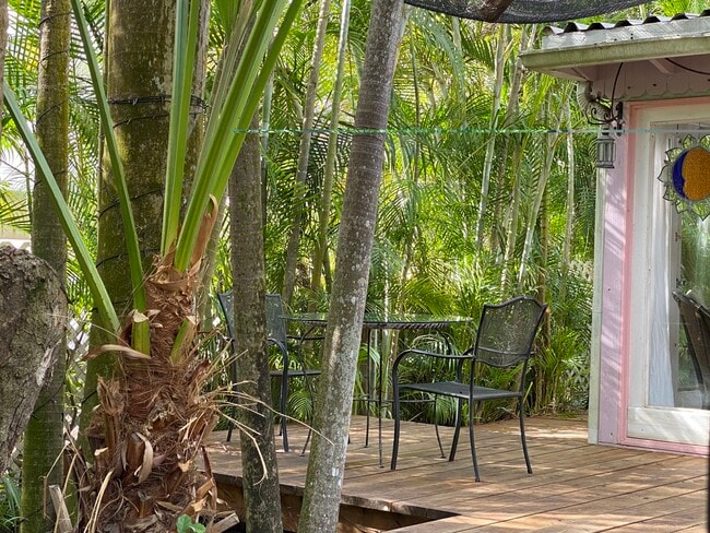 Photo - 3084 Jefferson St