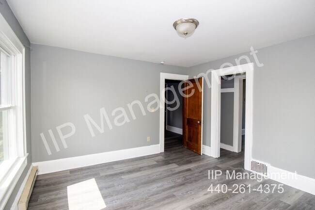 Photo - 54 S Portage Path Unit 2