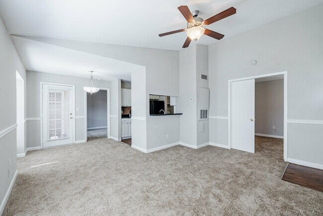 LakeComo-B1-003-07142025-S - The Park at Lake Como