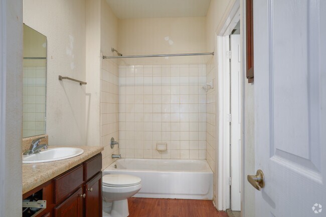 3BR, 2BA - 1,226SF - Second Bathroom - Elm Street Village