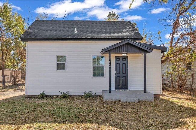 Photo - 2440 NW 3rd St House