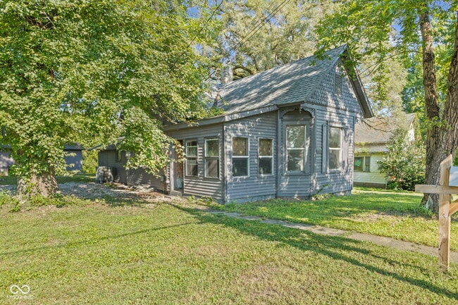 Photo - 9577 Crawford St